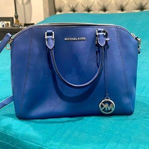 Michael Kors large bag. Like New